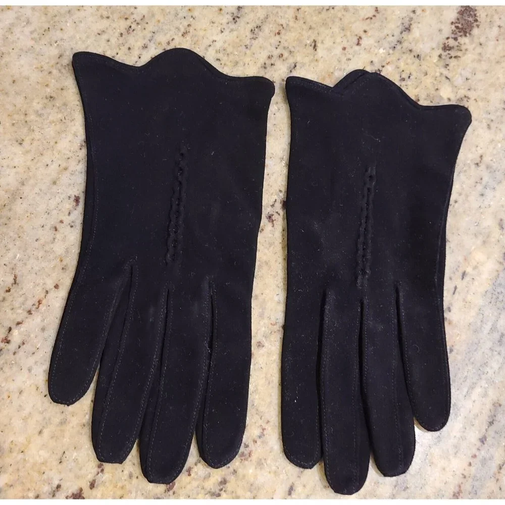Vintage Size M 7 Black Soft Suede Leather Formal 8.5
